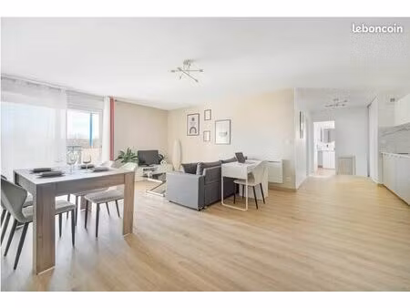 appartement t3 - vue dégagée sur l'ariège