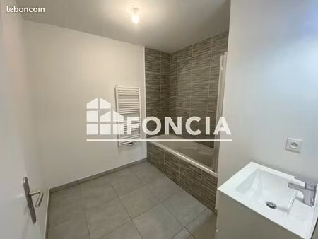 appartement 3 pièces 60 m²