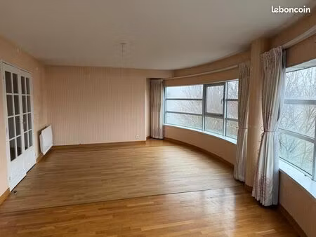 appartement 3 pièces 83m2 avec box
