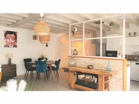 maison de charme 105m² avec terrasse et stationnement au cœur de clermont-ferrand 229 000