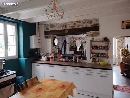 charmante maison à faymoreau