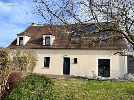 propriété 7 pièces 182 m²