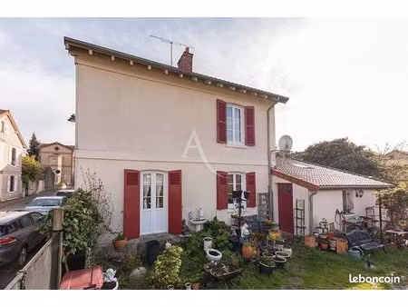 maison 4 pièces 100 m²