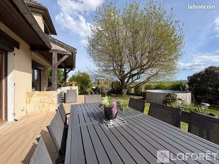 maison 5 pièces 126 m²