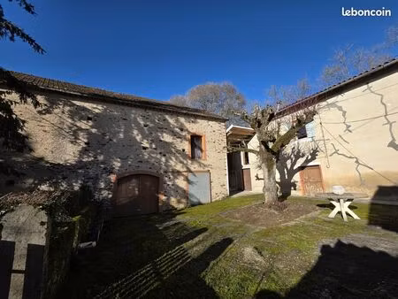 propriété 4 pièces 123 m²