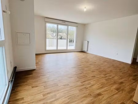 appartement t4 neuf avec balcon & terrasse – coulommiers (résidence récente)