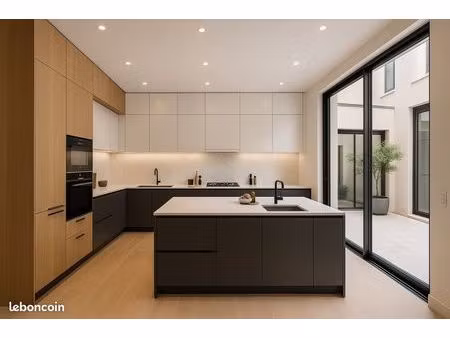 triplex 4 pièces 200 m²