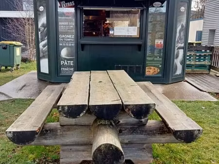 beau kiosque à reprendre sur la ville d ambert