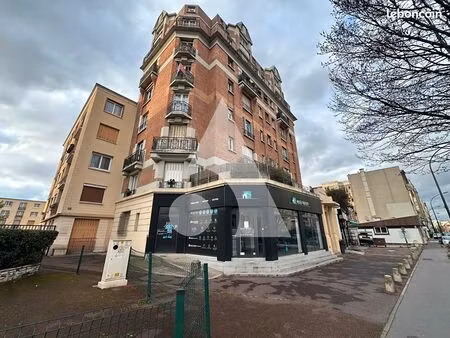 local commercial 74 m² colombes