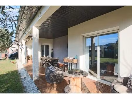 maison 5 pièces 148 m²