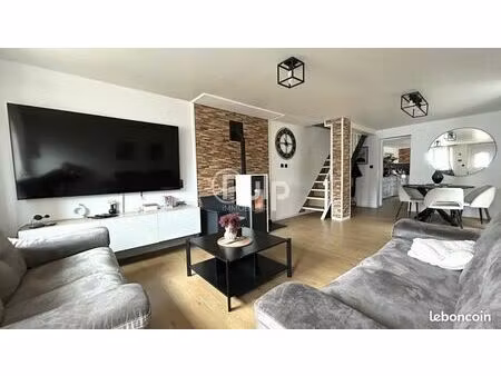 maison 6 pièces 115 m²