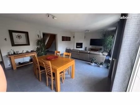 maison gressy 142m2 - 6 pièces / 3 chambres