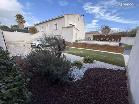 villa 8 pièces 172 m²