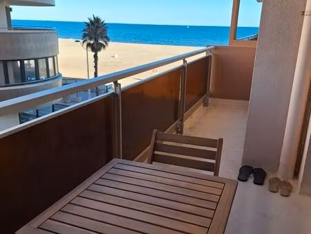 canet front de mer joli 2 pièces tout rénové