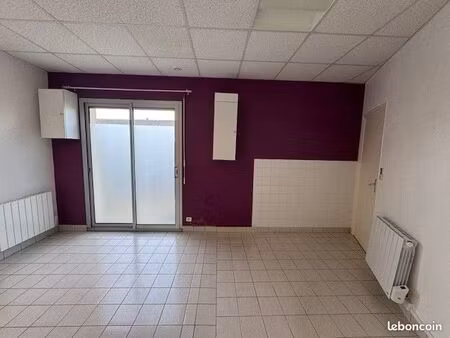 ? bureau professionnel à louer – espace collectif