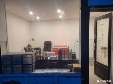 fond de commerce avec studio