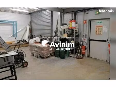 entrepôt 556 m² le plessis-bouchard