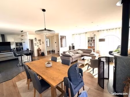 maison familiale rénovée proche lac carolin