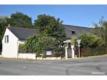 longère 8 pièces - 200 m² - terrain clos arboré