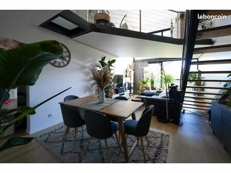 loft/atelier/surface 3 pièces 101 m²