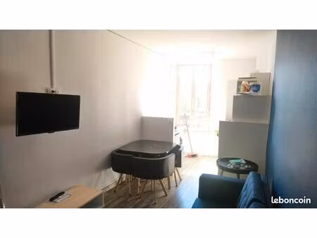 studio 1 pièce 23 m²