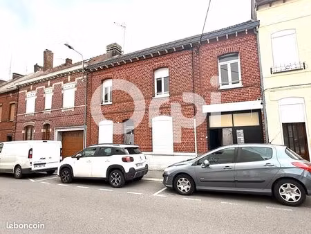 immeuble 10 pièces 223 m²