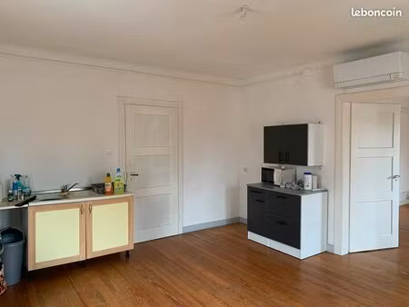 a louer holtzwihr idéal une personne petit appartement/terrasse/ 56 mètres carré
