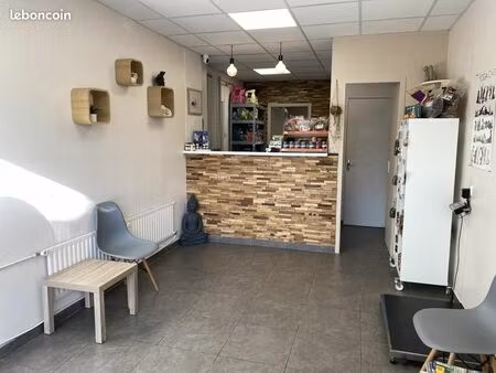 local commercial 76 m²