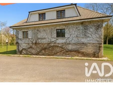 maison 7 pièces 310 m²