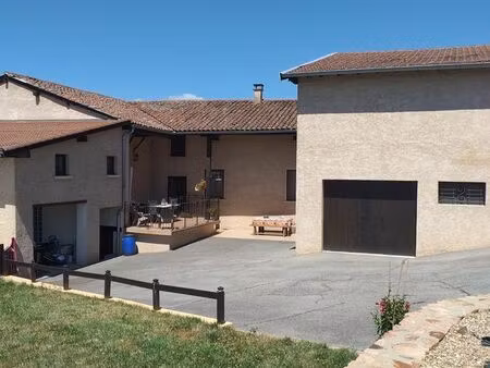 maison 5 pièces 110m² et terrain 6 ha location