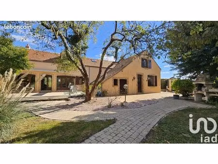 propriété 7 pièces 226 m²