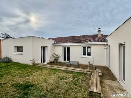 maison 4 pièces 121 m²