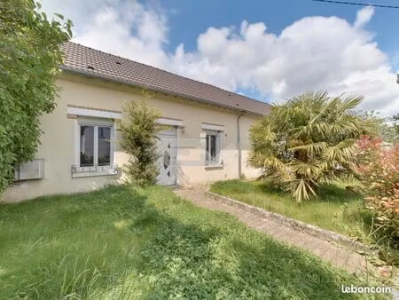 maison 5 pièces 151 m²