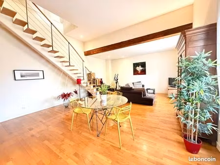 maison de ville 6 pièces 140 m²