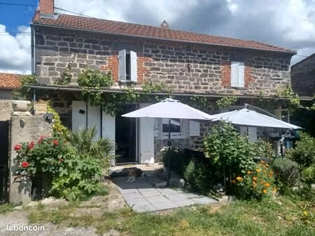 maison en pierre + dépendances