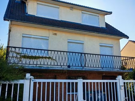 maison 8 pièces 175 m²