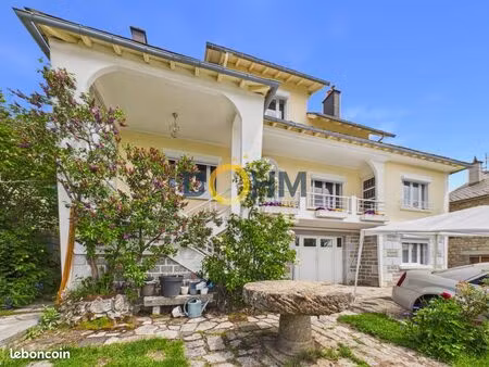 propriété 9 pièces 166 m²