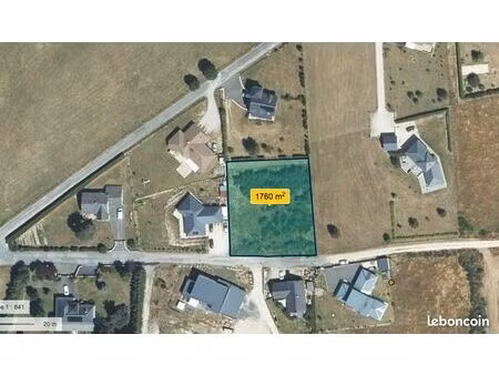 saint-chély  terrain constructible à vendre (1 757 m2)