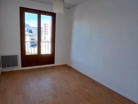 appartement t3 centre