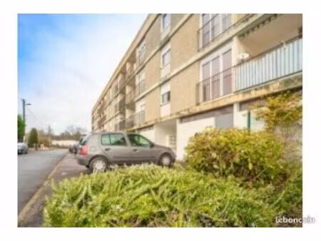 appartement 4 pièces 77 m²