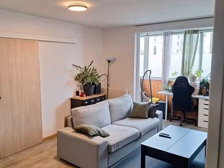 beau t2 très lumineux dans résidence sécurisée à 10min a pied de la gare tgv