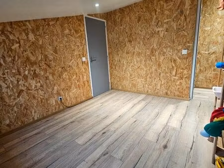 bureau 10m2 + mezzanine