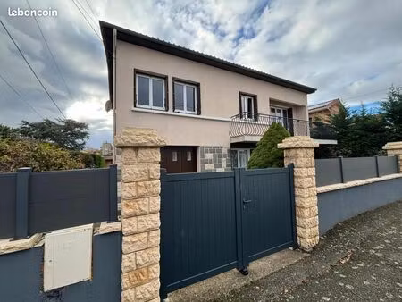 maison 6 pièces 140 m²