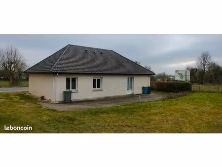 maison de plain-pied 100 m2 - garage - écurie