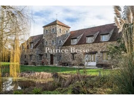 maison 9 pièces 350 m²