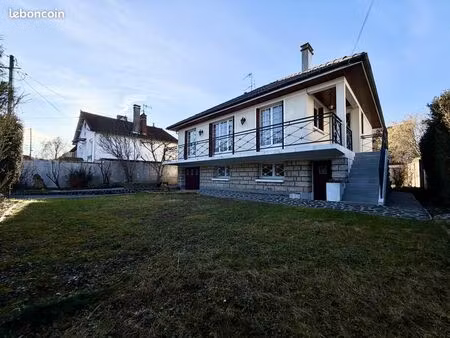 pavillon 5 pièces 102 m²