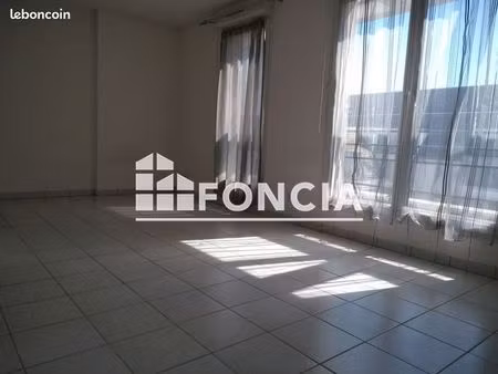 studio 1 pièce 26 m²