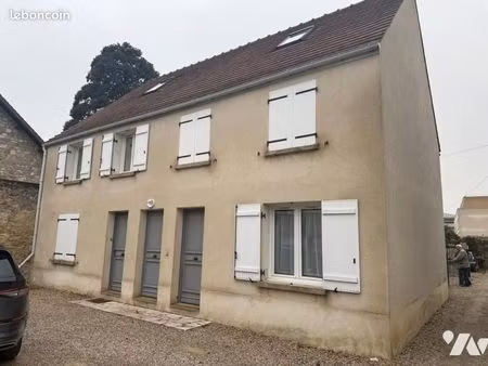 immeuble 144 m² villeron