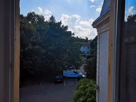 studio 23m2 nancy hôpital central