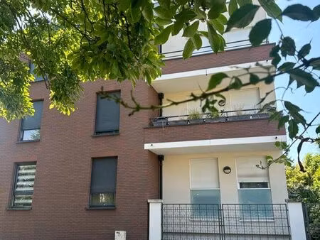 récent 2 p. dans résidence standing- cuis. équipée- poss garage fermé